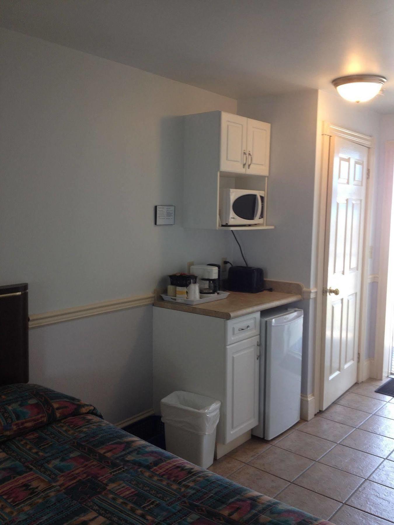 Shoreline Suites Digby Bagian luar foto